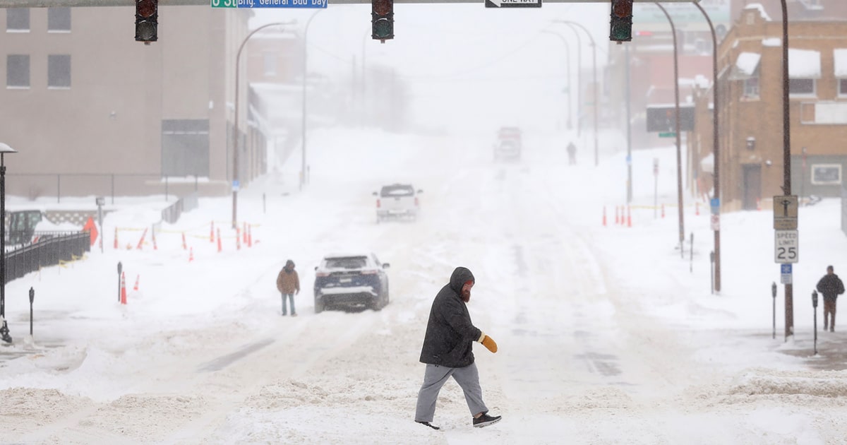 Live updates: Extreme winter blast targets most of U.S. as wind, snow, ice and rain threaten millions