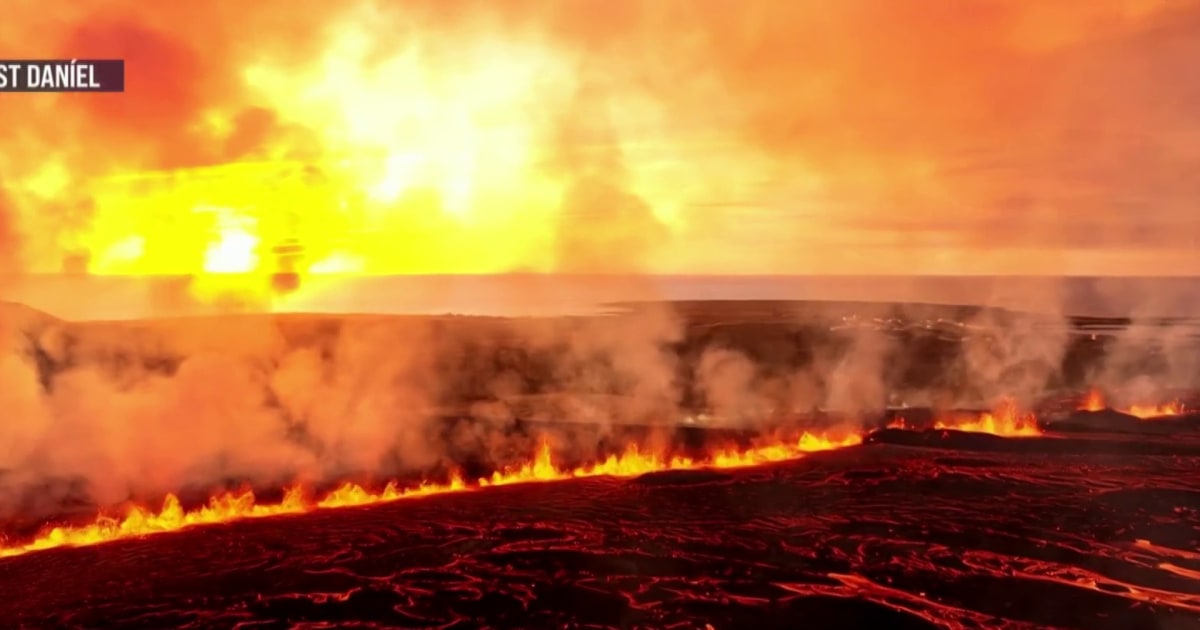 Volcano erupts in Iceland, forcing residents of town to evacuate