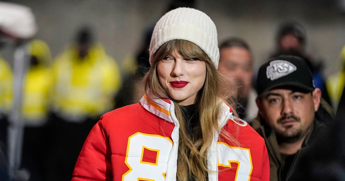 Where does Taylor Swift get all her Chiefs merch from?