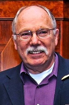 Arnie Roblan Biography, Age, Height, Wife, Net Worth and Family