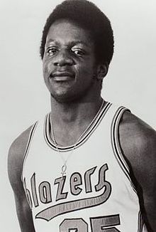 Bob Davis (basketball player) Biography, Age, Height, Wife, Net Worth and Family