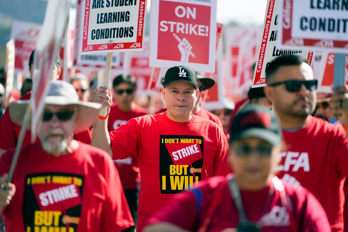 California faculty at largest US university system could strike after school officials halt talks