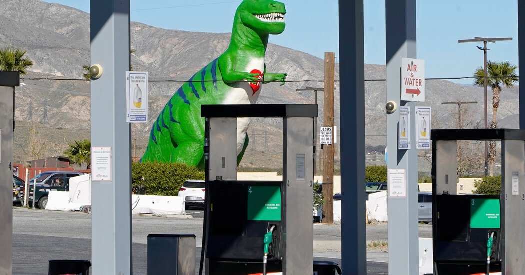 California’s Most Iconic Roadside Attractions