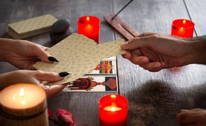 Unveiling the Magic: Unlocking Insights with a 5-Card Tarot Spread