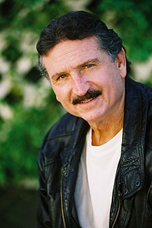 Fanie de Jager Biography, Age, Height, Wife, Net Worth and Family