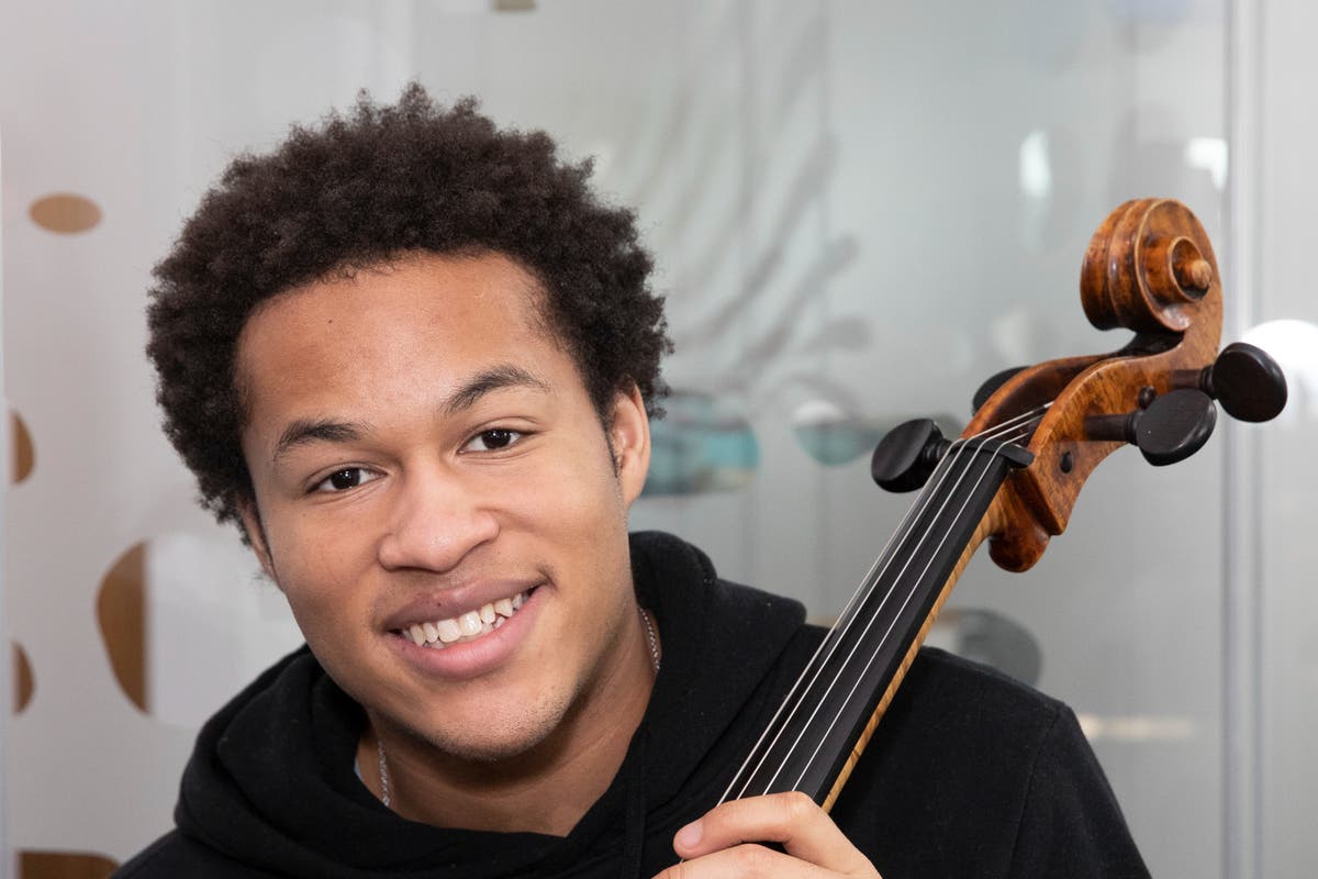 Harry’s wedding cellist calls for ‘Rule, Britannia!’ to be axed  from BBC’s Proms