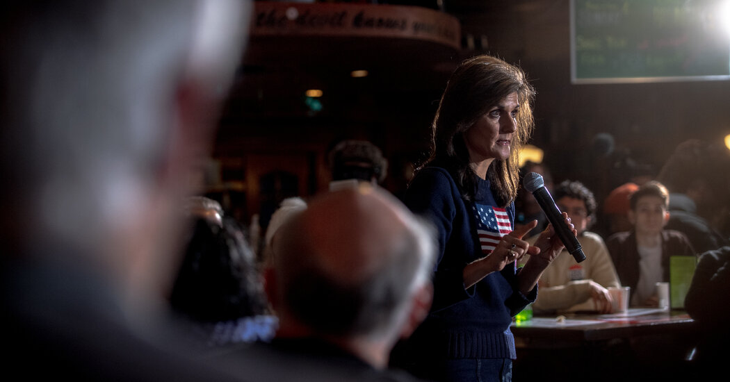 In Iowa, Nikki Haley Has the Attention of Democrats and Independents