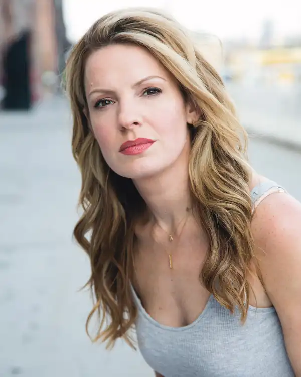 Kate Arrington - Biography, Height & Life Story