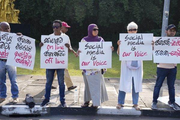 Sri Lankan Lawmakers Debate Controversial Internet Safety Bill Amid Protests by Rights Groups