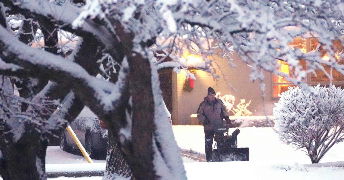 Weather live updates: Bomb cyclone brings sub-zero conditions and warnings to millions