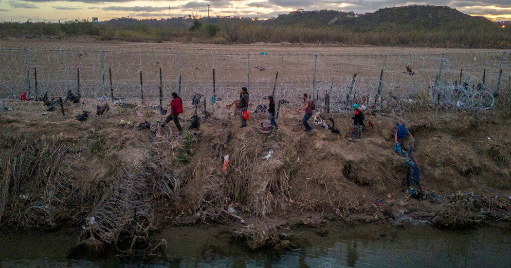 With Border Deal Near, Parole and Money Take Center Stage in Senate Talks