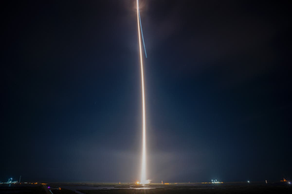 ‘Anomaly’ hits first US attempt to land on the Moon since Apollo