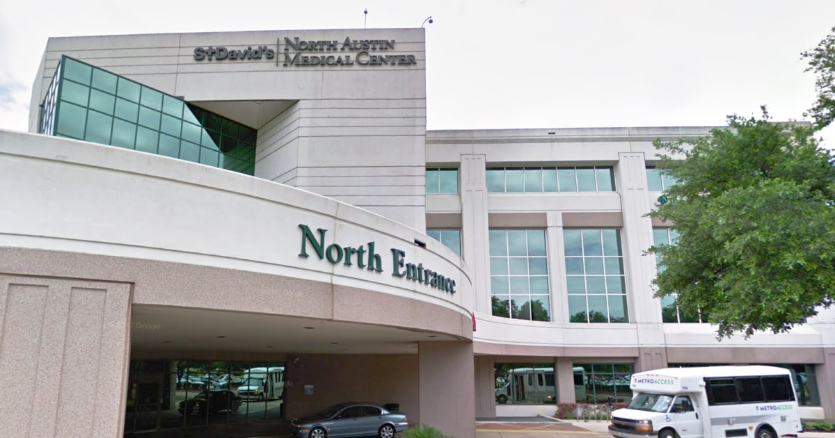 Driver dead, 5 injured as car crashes into hospital in Austin, Texas