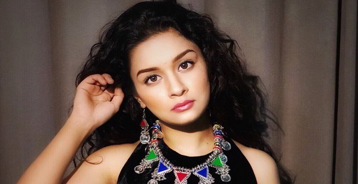 Avneet Kaur Bio, Early Life, Career, Net Worth and Salary