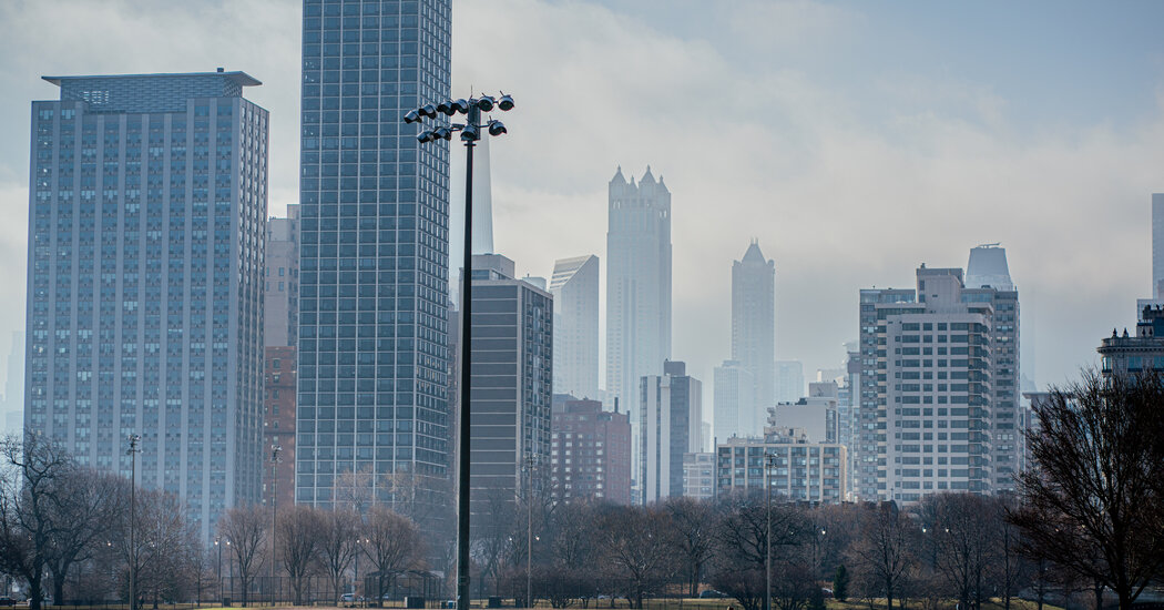 Chicago Area Is Hit by Severe Storms