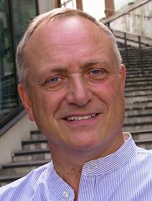 Claes Hultling Biography, Age, Height, Wife, Net Worth and Family