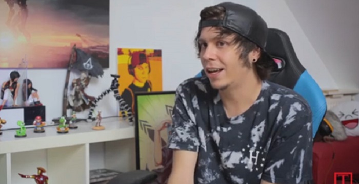 El Rubius Bio Bio, Early Life, Career, Net Worth and Salary