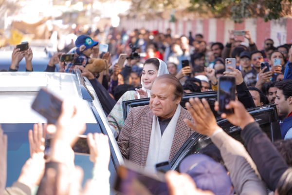 Ex-Pakistani Premier Nawaz Sharif Strikes Confident Note in Vote Marred by Rival’s Imprisonment