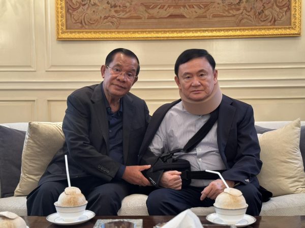 Following Release, Thailand’s Thaksin Welcomes Former Cambodian PM