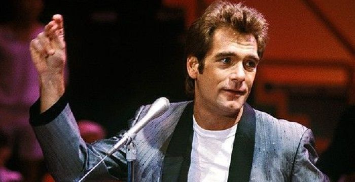 Huey Lewis Bio, Early Life, Career, Net Worth and Salary
