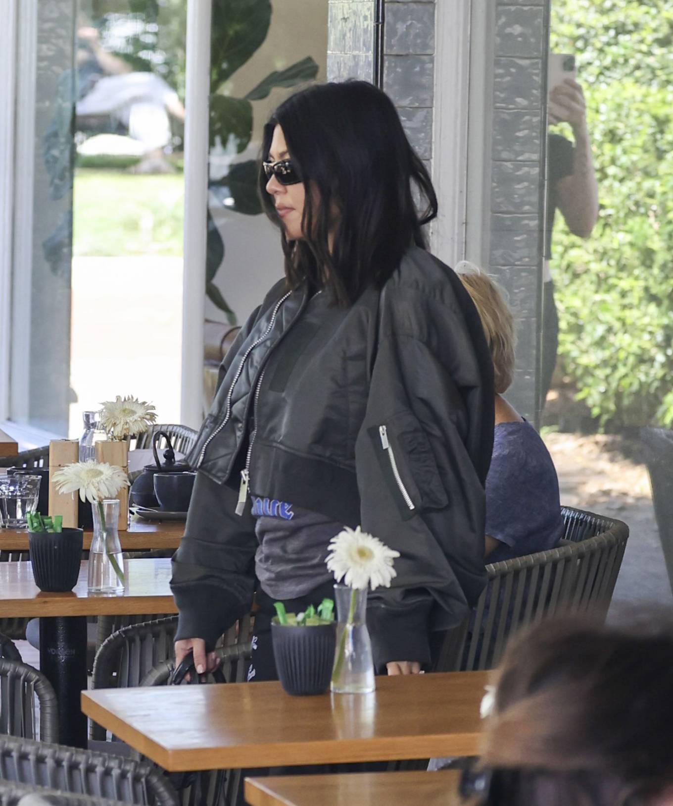 Kourtney Kardashian – Heads out for lunch in Mosman after a visit to Sydney’s Taronga Zoo