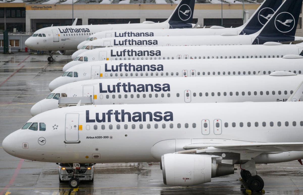 Man dies on Lufthansa flight after ‘litres of blood’ erupts from mouth and noise