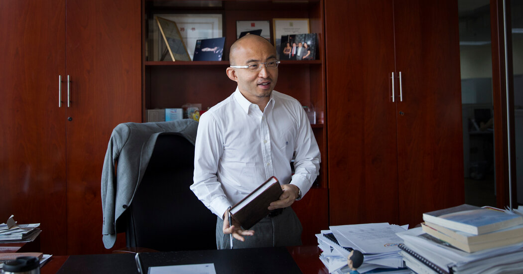 Missing Chinese Banker Resigns After Investigation