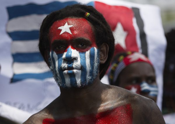 Papuan Rebel Group Says It Is Willing to Release Abducted New Zealand Pilot