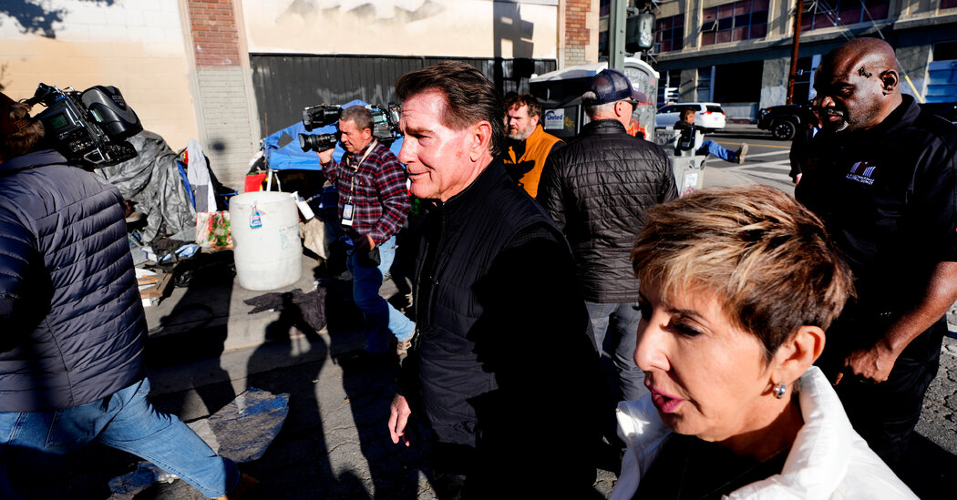 Riding His Baseball Fame, Steve Garvey Disrupts the California Senate Race