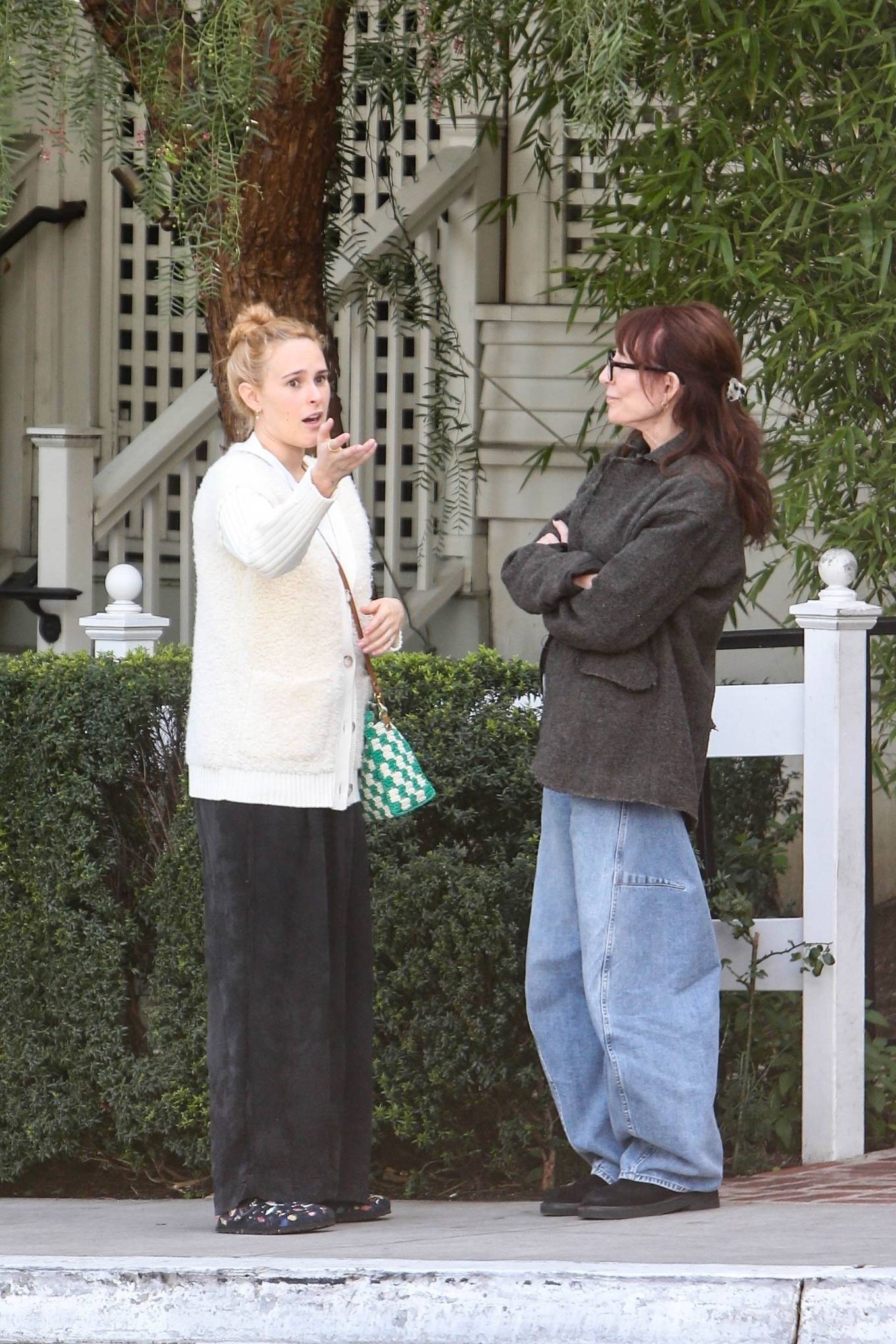 Rumer Willis – Steps out at San Vicente Bungalows with Katey Sagal in West Hollywood