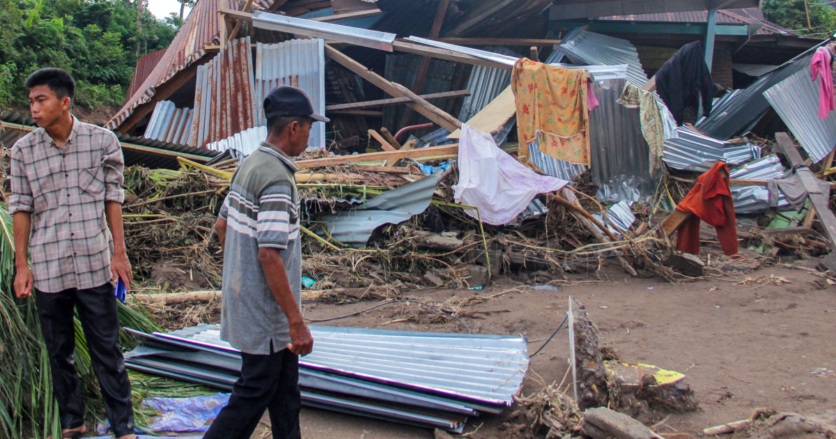 At least 19 dead and 7 missing as landslide and flash floods hit Indonesia’s Sumatra island