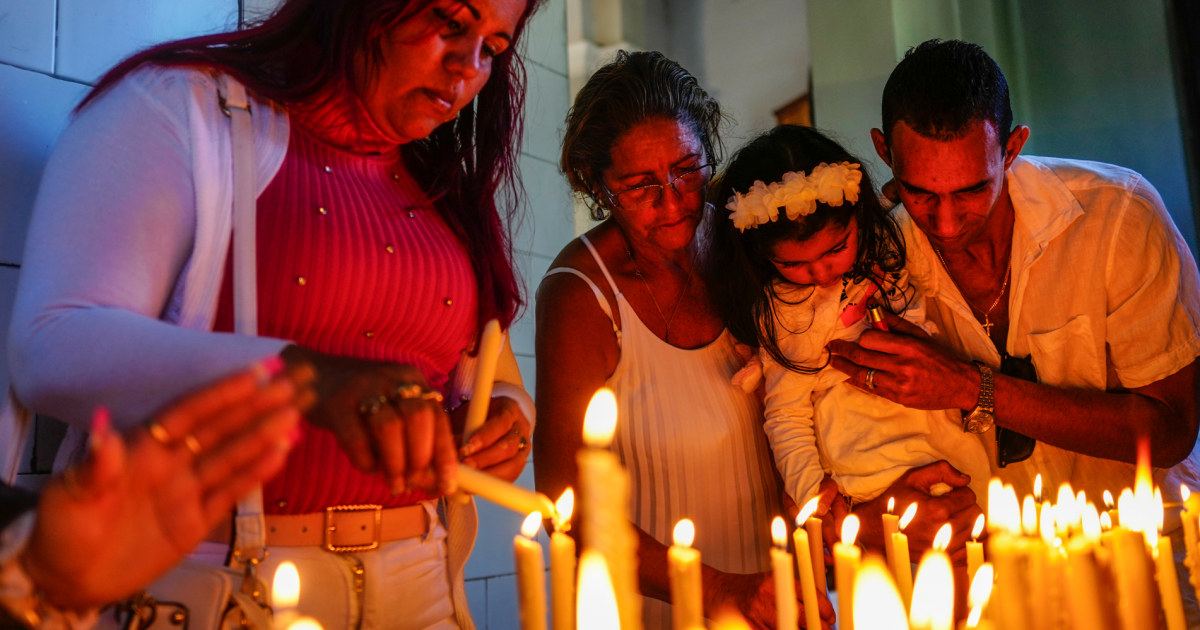 Virgin of Charity unites all Cubans,  — Catholics, Santería followers, exiled and back on the island