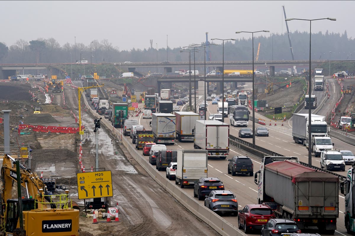 M25 junctions closures in place this weekend as drivers face gridlock