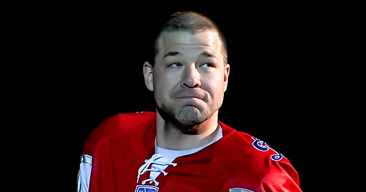 Former NHL player Chris Simon dies by suicide at 52 and CTE is suspected in his death, family says