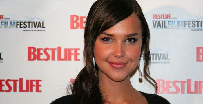 Arielle Kebbel Bio, Early Life, Career, Net Worth and Salary