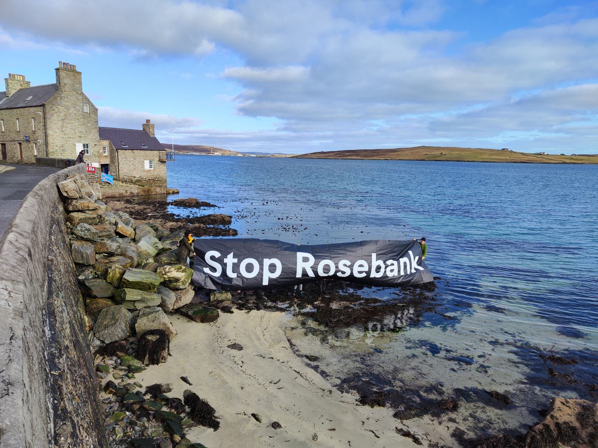 Climate protests against new North Sea oil and gas extraction