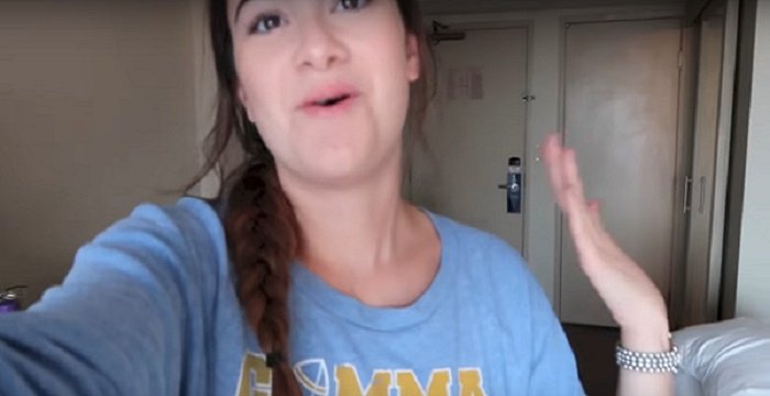 CloeCouture Bio Bio, Early Life, Career, Net Worth and Salary