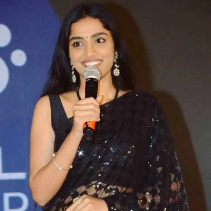 Divya Sripada Wiki, Age, Bio, Family, Net Worth & More