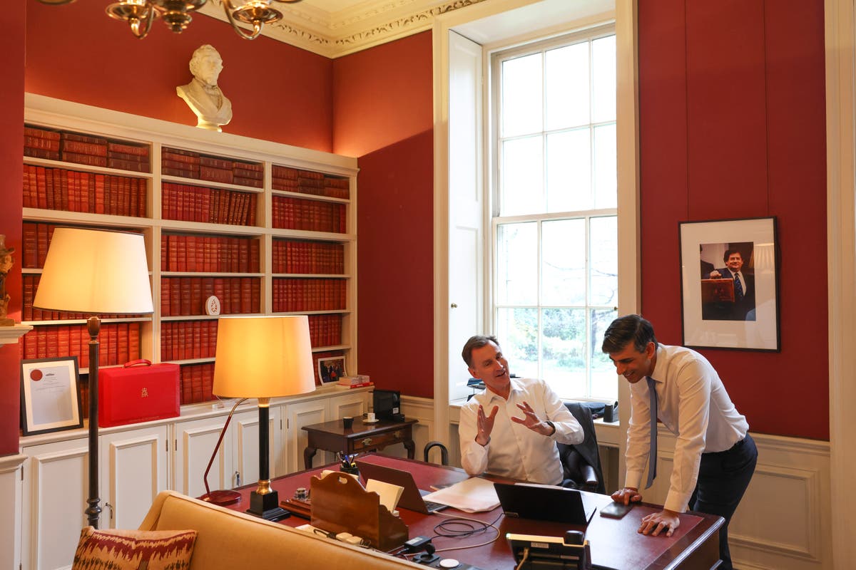 Hunt’s NI cut won’t save Tories from election drubbing, polling guru warns - live