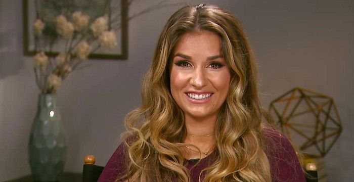 Jessie James Decker Bio, Early Life, Career, Net Worth and Salary