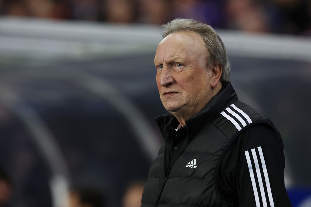 Neil Warnock quits Aberdeen after reaching Scottish Cup semi-finals