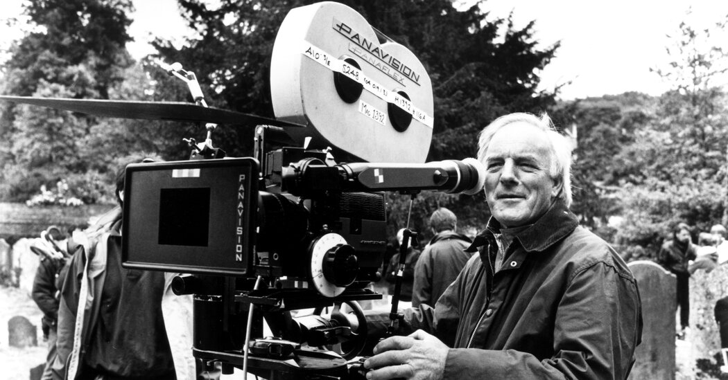 Robert M. Young, Filmmaker Who Indulged His Wanderlust, Dies at 99