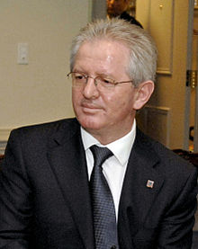 Skënder Hyseni Biography, Age, Height, Wife, Net Worth and Family