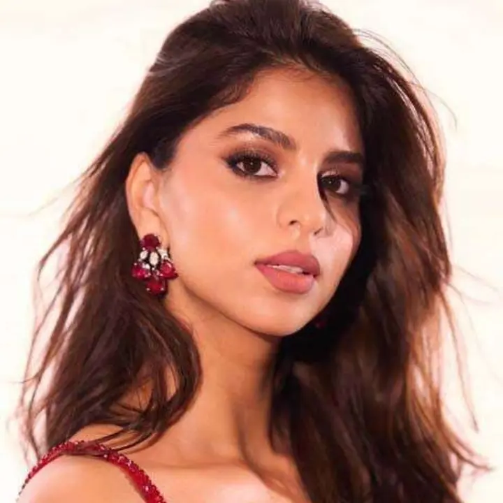 Suhana Khan Wiki, Age, Bio, Family, Net Worth & More