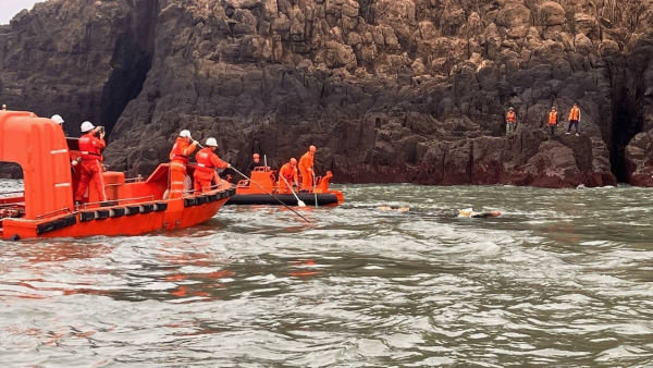 Taiwan and China Launched Joint Rescues of Capsized Fishing Boats