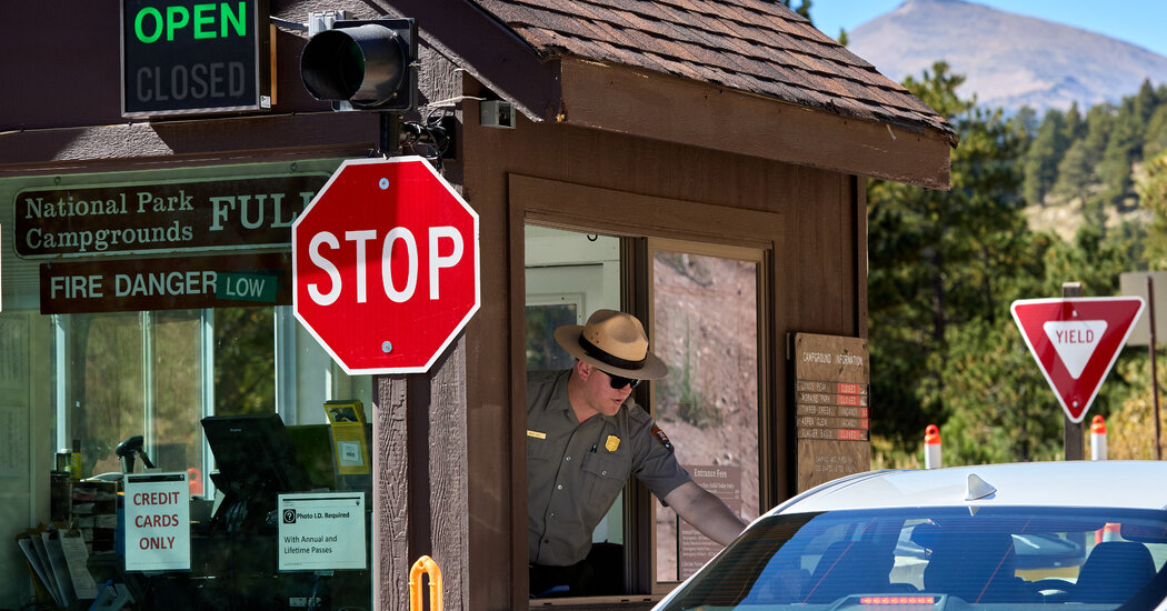 U.S. Park Service Says to Leave Your Cash at Home, but Some Object