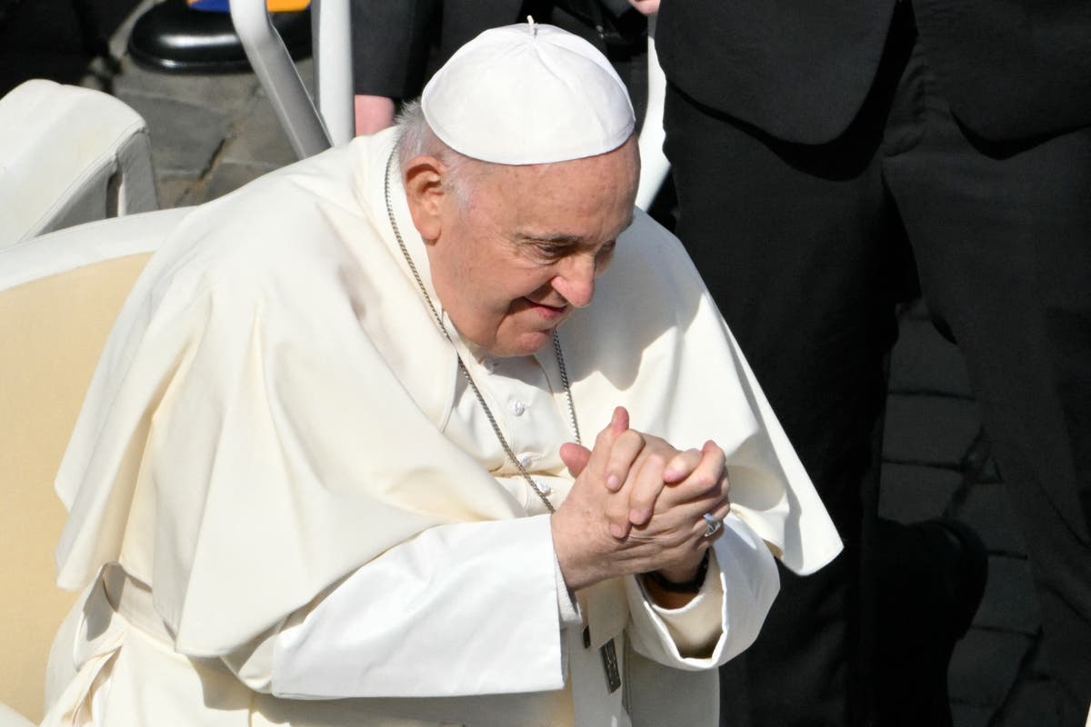 Watch as Pope Francis leads Easter Mass at the Vatican