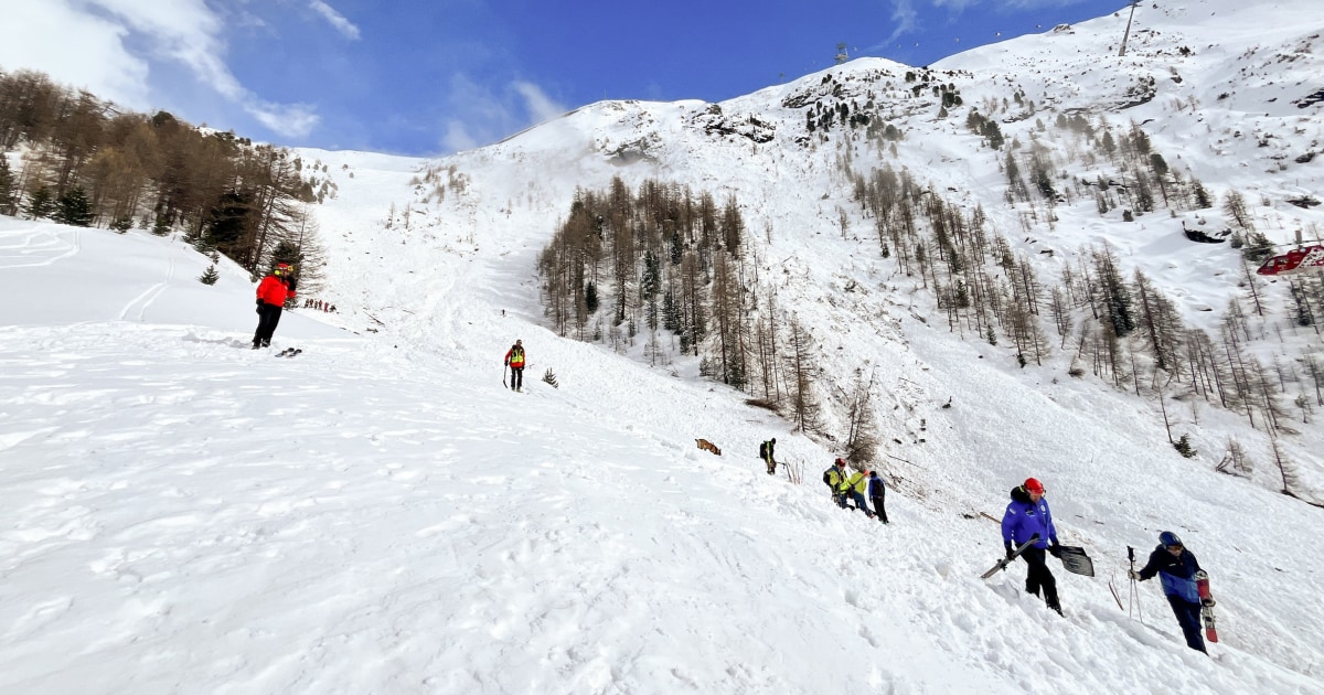 American teenager among 3 killed in an avalanche near the Swiss resort of Zermatt