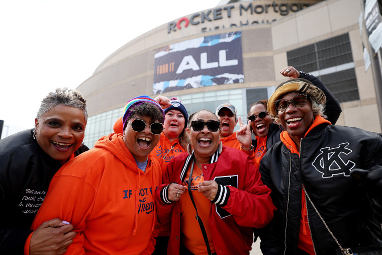 Image: North Carolina State v South Carolina fans happy