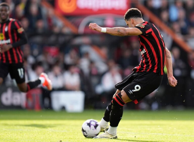 Bournemouth vs Man Utd LIVE: Latest Premier League updates